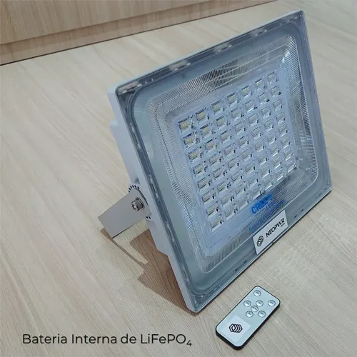Grupos geradores e energia solar.