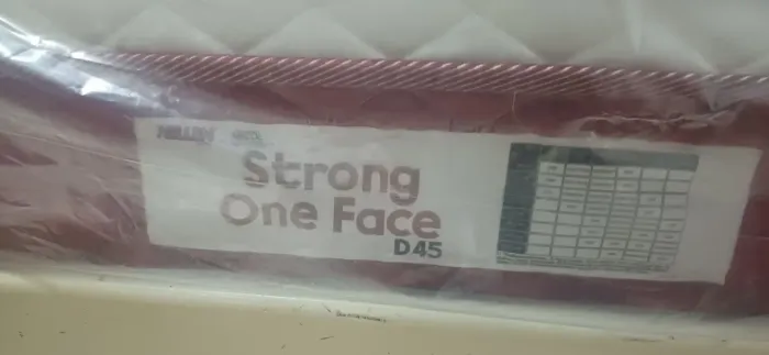 ( NEGOCIAVEL ) Colchão ortopédico Strong One Face D45 praticamente novo