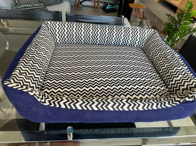 Caminha pet em veludo semi nova tamanho G