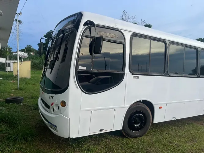 Ônibus Comil Svelton 