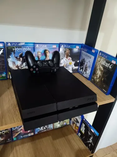 Playstation 4 impecável com garantia