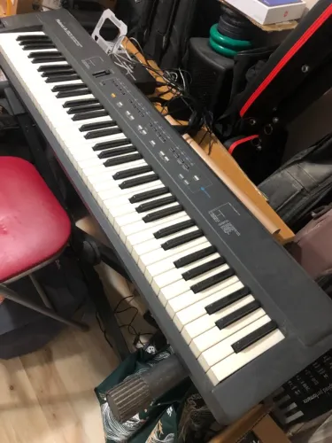 Teclado controlador MIDI Roland A30 - 76 Teclas em perfeito estado de conservação.