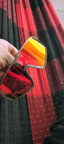 Óculos ciclismo elevem sem uso.