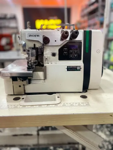 Overlock Direct Drive Zoje Semi Nova