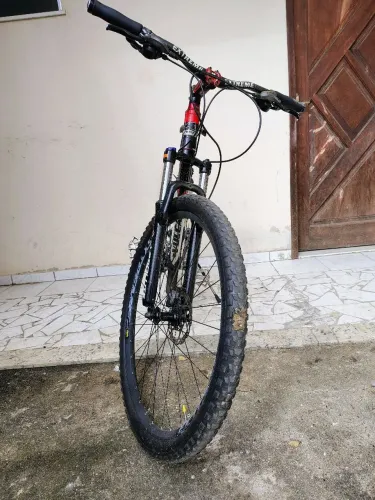 Bicicleta Mountain bike