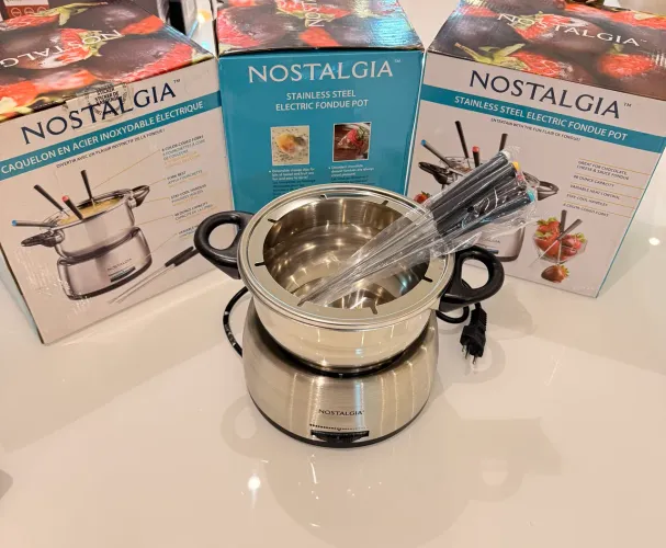 Panela de fondue elétrica 220v Nostalgia 