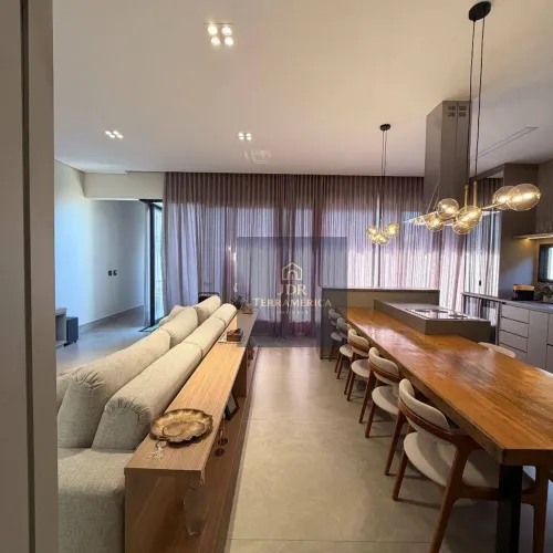 Casa porteira fechada com 3 suítes à venda no Recanto das Águas em Nova Odessa | Piscina a