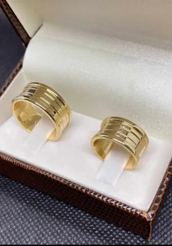 ? Alianças de Ouro 18K para marcar o seu amor!