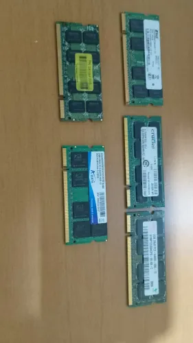 Memórias DDR2 2GB KIT C/5 Unidades