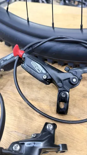 Freio Sram G2 R 04 pistões