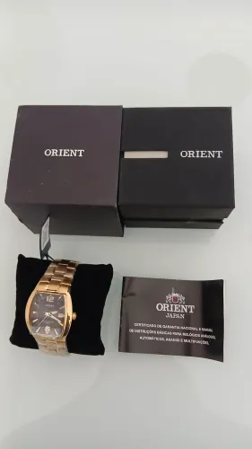 Relógio Orient Masculino Quadrado Dourado GGSS1017