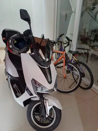 Moto elétrica 