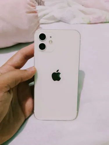 Troco ou vendo iPhone 12
