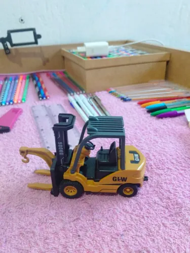 Miniaturas de metal pra coleção