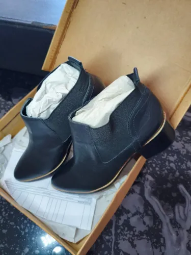 Bota Ankle Boot Via Uno Couro Preto - Tam 39 - Nova (Relíquia Conservada)
