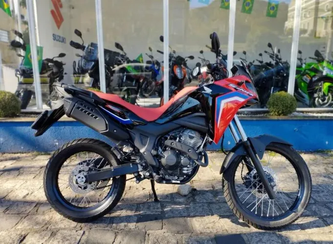 Honda Sahara 300 Rally ABS 2026