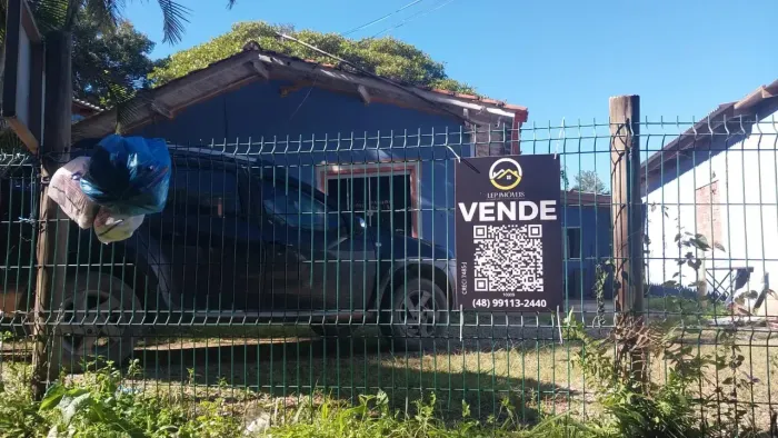 Térrea para venda tem 200 metros quadrados com 2 quartos em Ribanceira - Imbituba - SC