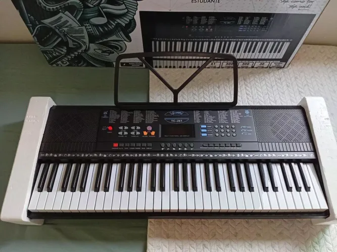 Teclado Musical Spring TC-261