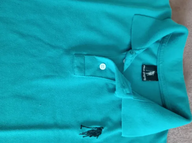 Camisa polo azul turquesa