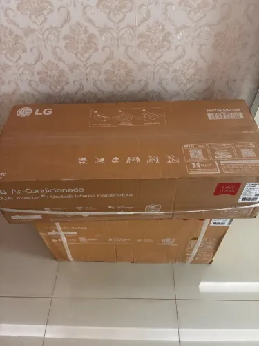Ar-Condicionado LG Dual Inverter AI 9000 BTUs - Lacrado com NF