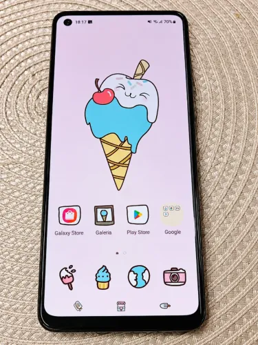 Vendo Samsung Galaxy A21s funcionando perfeitamente. Aparelho muito bom para uso no dia a 