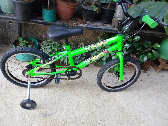 Bicicleta infantil aro 16 reformada