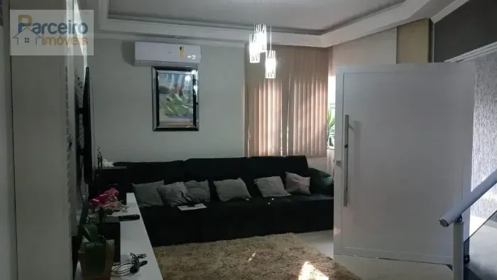 Casa tipo sobrado a venda com 3 dormitórios 230 m² por R$ 856.000,00 - Vila Curuçá Velha -