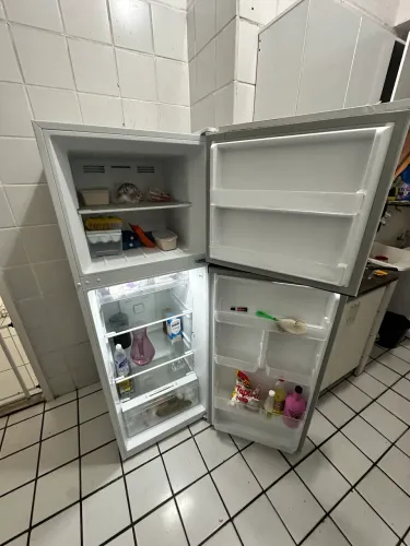 Geladeira Nova 5 meses de uso 