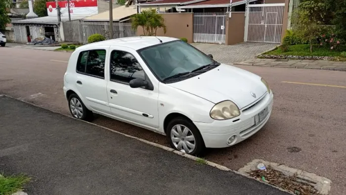 Renault Clio RN/ Expression 1.0 5P 2001
