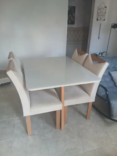 Mesa 4 cadeira