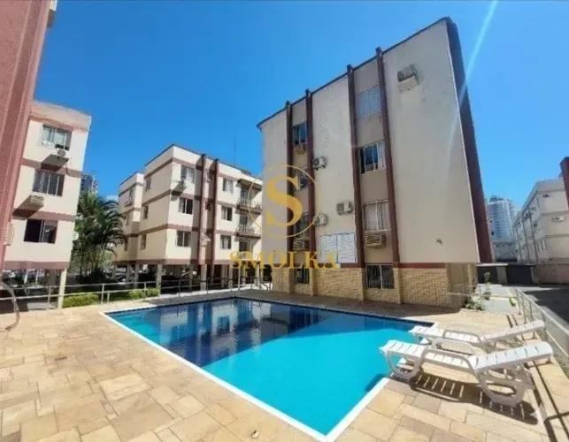 Imóvel para venda possui 88 metros quadrados com 3 quartos em Campinas - São José - SC