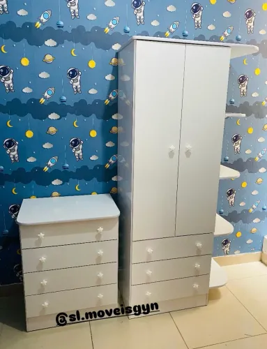 Super Promoção - Guarda Roupa + Cômoda infantil 