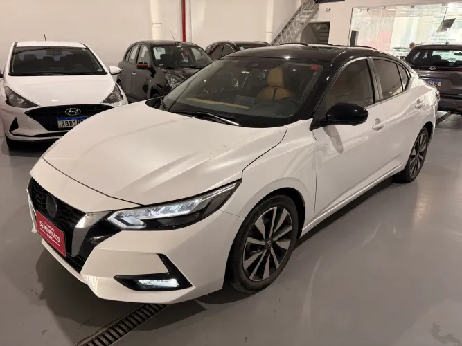 Nissan Sentra Exclu. Int. Premium 2.0 16V Aut. 2023