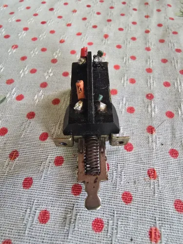 Chave de liga e desliga do receiver Marants 2226b