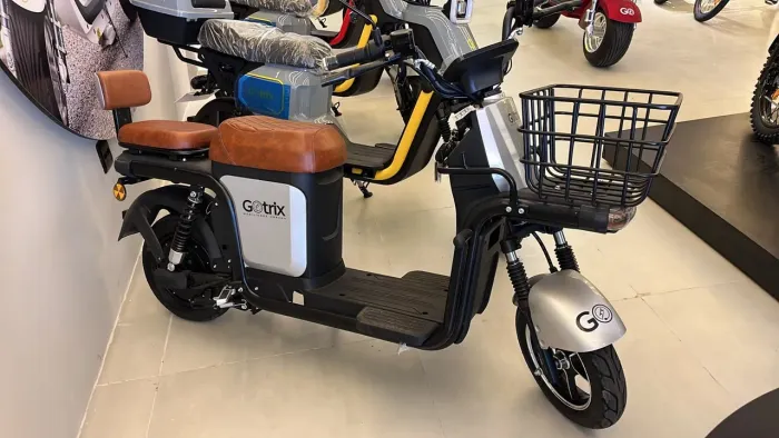 Scooter eletrica 