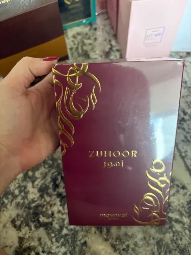 Perfume árabe Zuhoor da Mawwal lacrado 