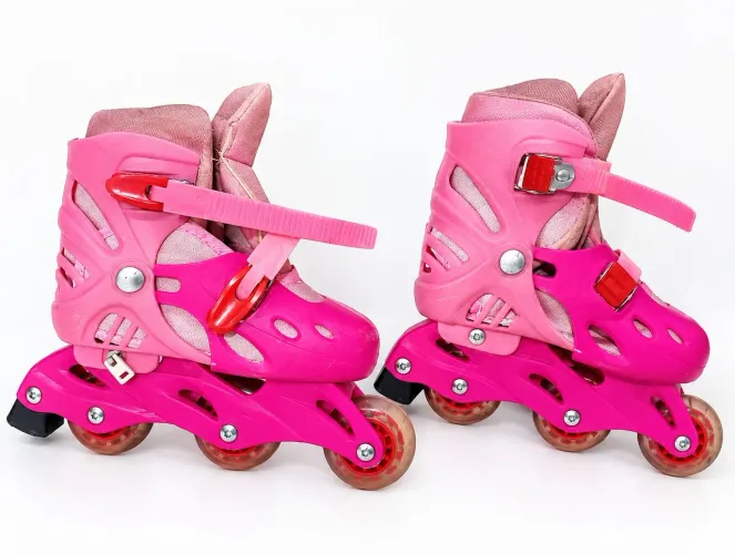Patins rosa seminovo