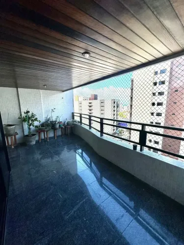 Apartamento com 192m2 em tambau