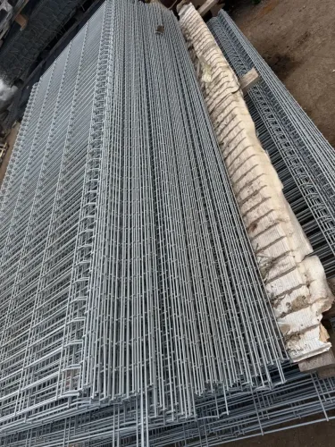 Tela gradil Galvonizada malha 5x20