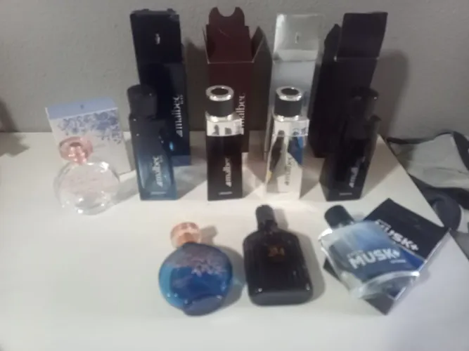 Vidro de perfume vazio