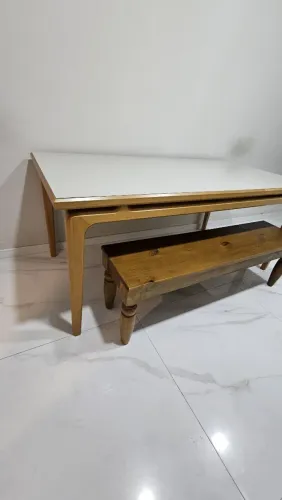 Mesa sala de jantar retangular com 04 cadeiras 