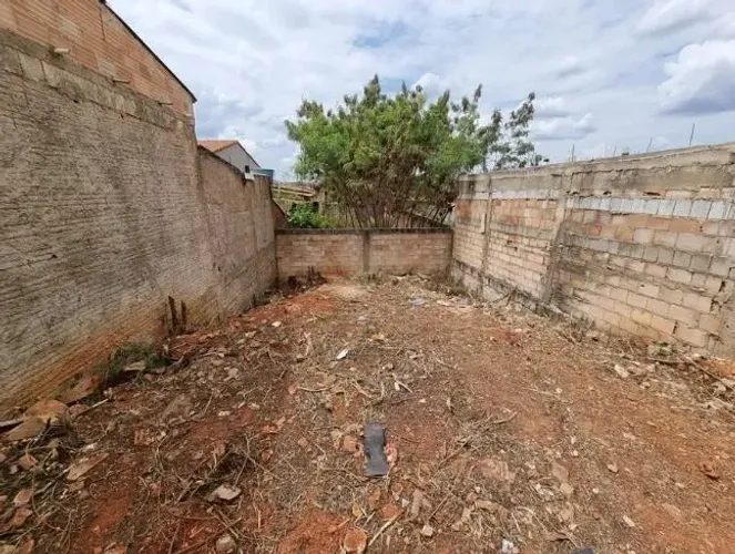 Terreno para Venda em Paracatu, Paracatuzinho