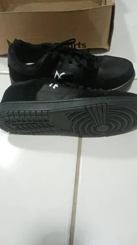 Tênis masculino novo
