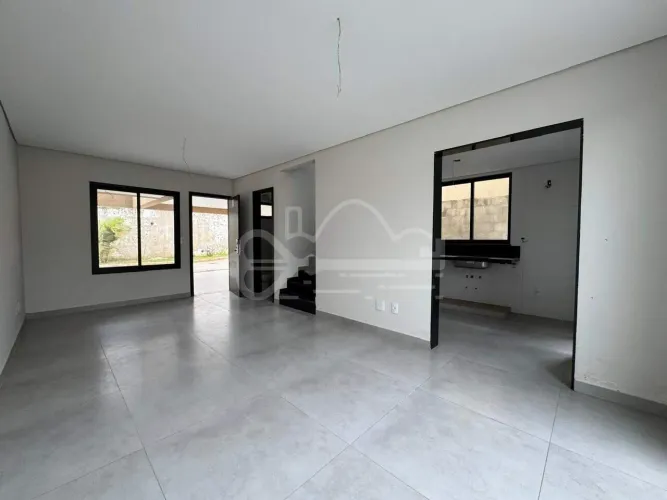 Casa em condomínio para aluguel, 4 quartos, 1 suíte, 2 vagas, São Luiz - Belo Horizonte/MG