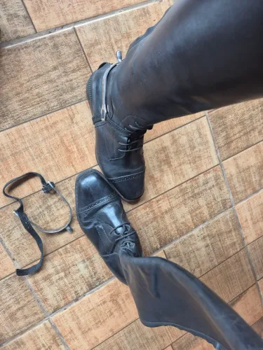 Bota de couro-  hipismo- Cavalaria + Esporas