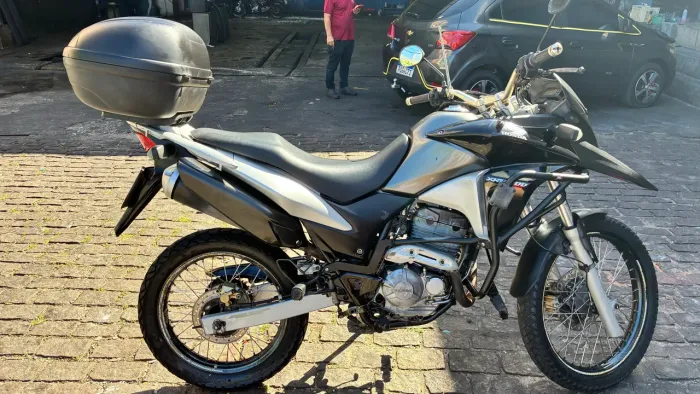 XRE 300 2013, COMPRE AGORA