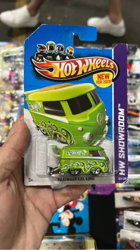 Hot Wheels Kool Kombi - 4 modelos