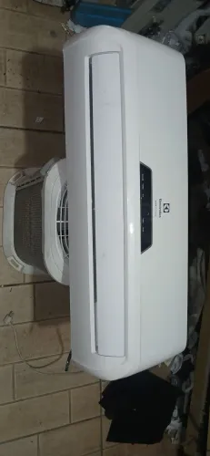 Ar condicionado já instalado 