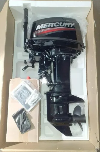 Motor Mercury 15 HP - Compacto e Leve 