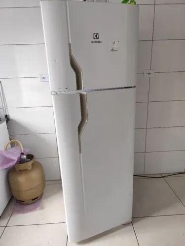 Geladeira a venda 